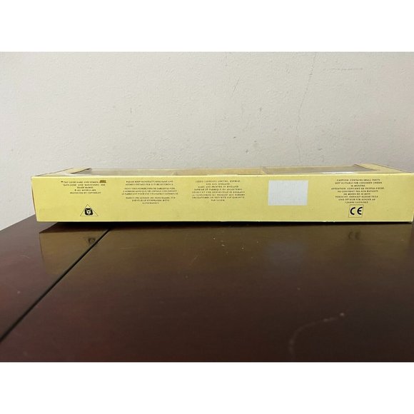 Vintage LLEDO LP13 1934 MODEL A FORD VAN Truck set of 3 news newspaper new - Picture 9 of 11